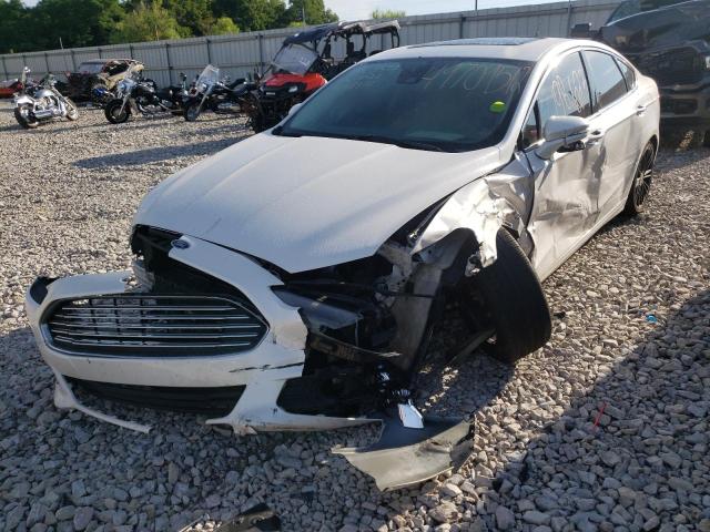 3FA6P0HR3DR322572 - 2013 FORD FUSION SE WHITE photo 2