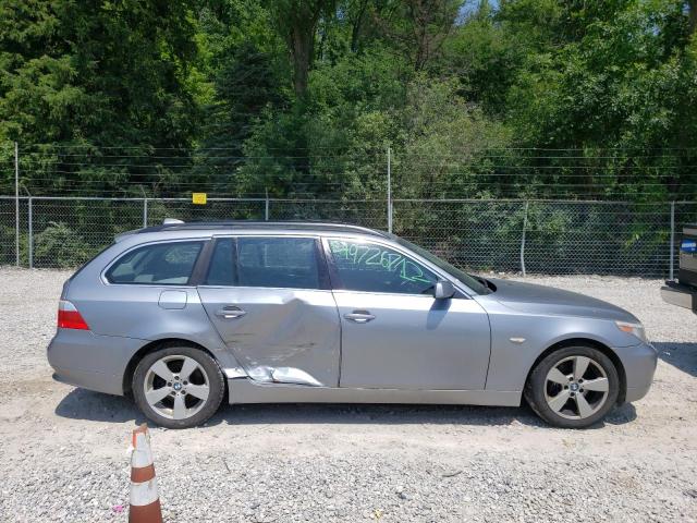 WBANN73536CN03369 - 2006 BMW 530 XIT GRAY photo 9