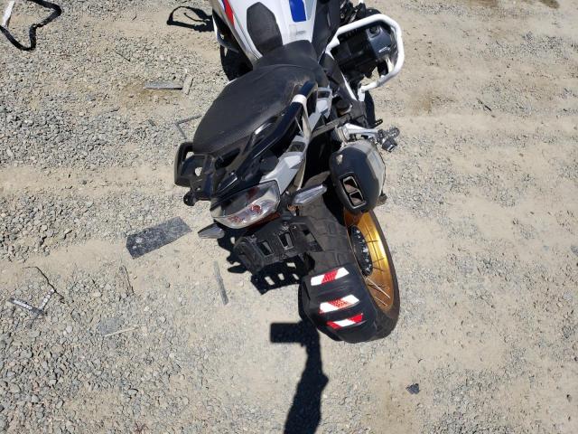 WB10M0302M6D72653 - 2021 BMW R 1250 GS WHITE photo 6