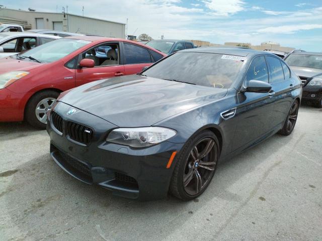 WBSFV9C59DC773148 - 2013 BMW M5 GRAY photo 2