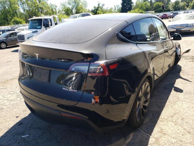 5YJYGDEF0LF016076 - 2020 TESLA MODEL Y Черный фото 4