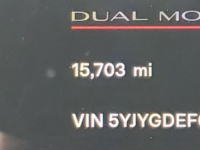 5YJYGDEF0LF016076 - 2020 TESLA MODEL Y Черный фото 8