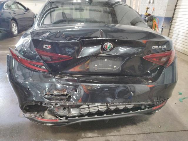 ZARFAEEN6H7542463 - 2017 ALFA ROMEO GIULIA TI BLACK photo 9