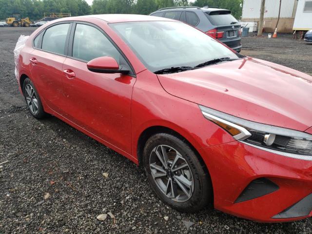 3KPF24AD3NE438927 - 2022 KIA FORTE FE RED photo 1