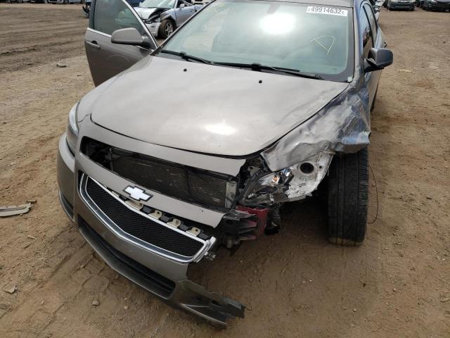 1G1ZC5EB5AF109342 - 2010 CHEVROLET MALIBU 1LT 灰色 照片 9