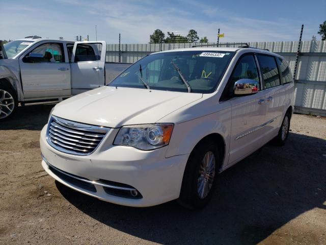 2C4RC1GG1CR107401 - 2012 CHRYSLER TOWN & COU WHITE photo 2