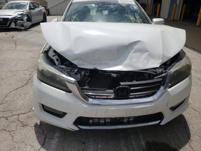 1HGCR3F8XFA030810 - 2015 HONDA ACCORD EX- WHITE photo 9