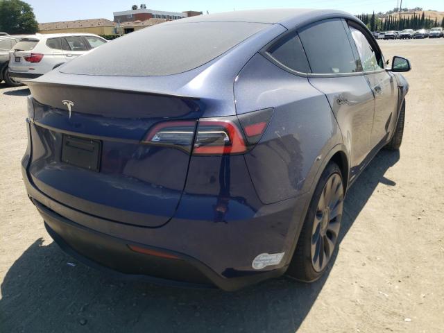 5YJYGDEF5MF134075 - 2021 TESLA MODEL Y أزرق صورة 4