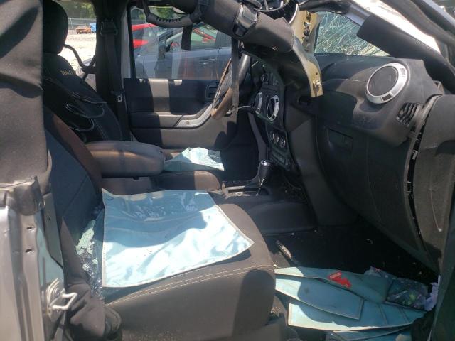 1C4AJWBG3FL509098 - 2015 JEEP WRANGLER S SILVER photo 5