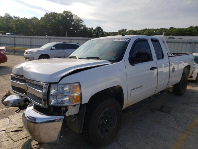 1GCRKSE09CZ270334 - 2012 CHEVROLET 1500 WHITE photo 2