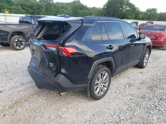 2T3A1RFV9KW079000 - 2019 TOYOTA RAV4 XLE P BLACK photo 4