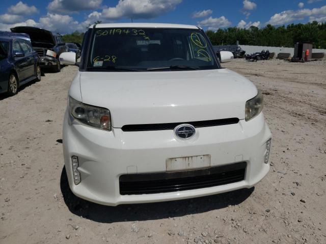 JTLZE4FE5DJ036306 - 2013 TOYOTA SCION XB 白色 照片 9
