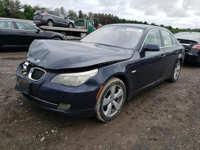 WBANV13588BZ47725 - 2008 BMW 528 XI BLUE photo 2