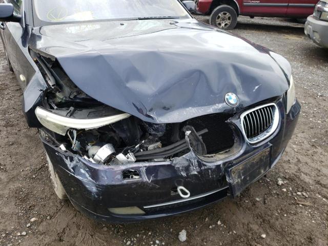 WBANV13588BZ47725 - 2008 BMW 528 XI BLUE photo 9