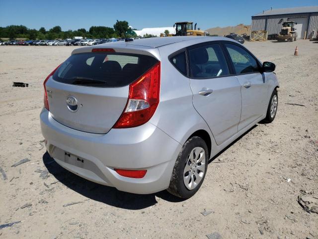 KMHCT5AE3HU345342 - 2017 HYUNDAI ACCENT SE SILVER photo 4