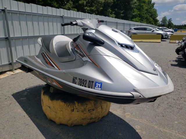 YAMA1544E111 - 2011 YAMAHA VXR SILVER photo 1