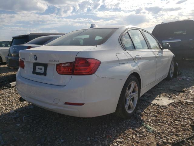 WBA3C3G51FNS74937 - 2015 BMW 320 I XDRI WHITE photo 4