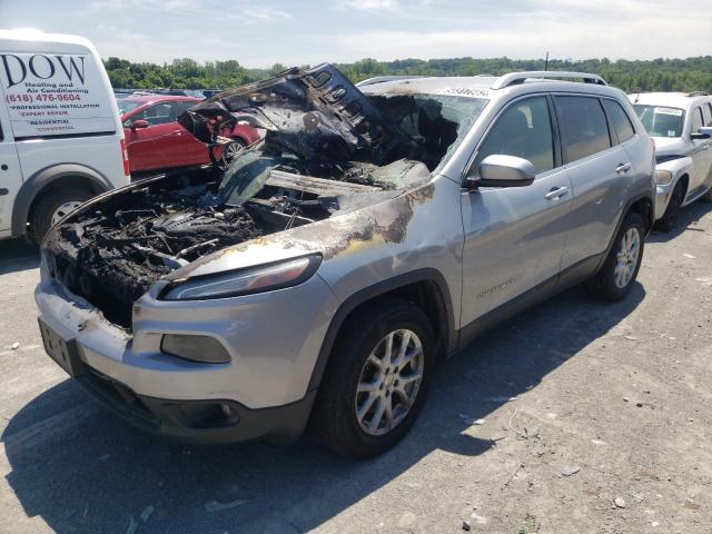 1C4PJMCS9HW561211 - 2017 JEEP CHEROKEE LATITUDE  photo 2