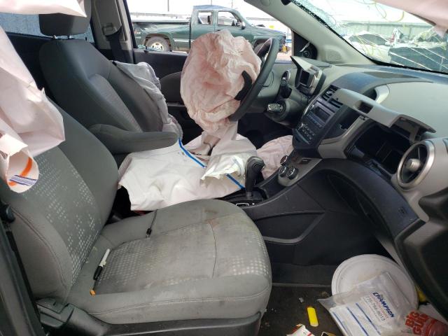 1G1JA5SH2G4140631 - 2016 CHEVROLET SONIC LS GRAY photo 5