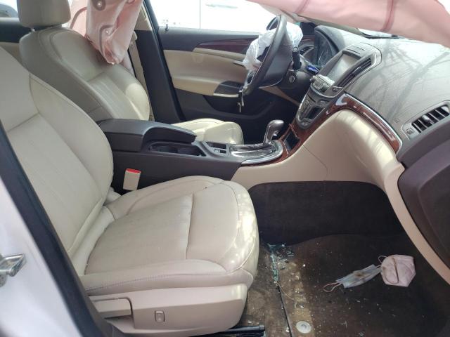 2G4GK5EX5G9156011 - 2016 BUICK REGAL WHITE photo 5