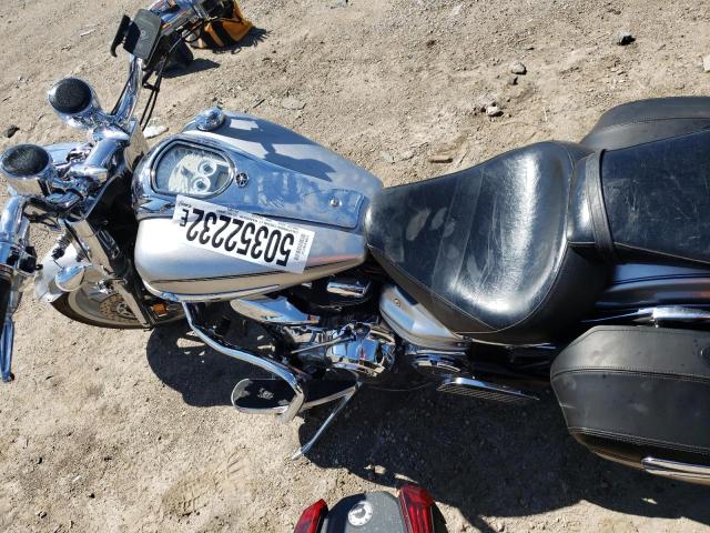 JYAVP22E8EA010830 - 2014 YAMAHA XV1900 CT SILVER photo 10