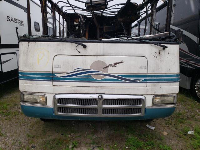 3FCNF53S9XJA13496 - 1999 FORD MOTORHOME WHITE photo 7