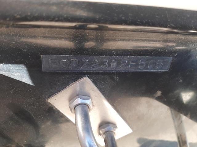 FGBZ2362E505 - 2005 CHAP BOAT 双色 照片 10