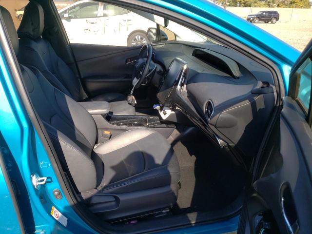 JTDKARFP8J3087600 - 2018 TOYOTA PRIUS PRIM 蓝色 照片 5