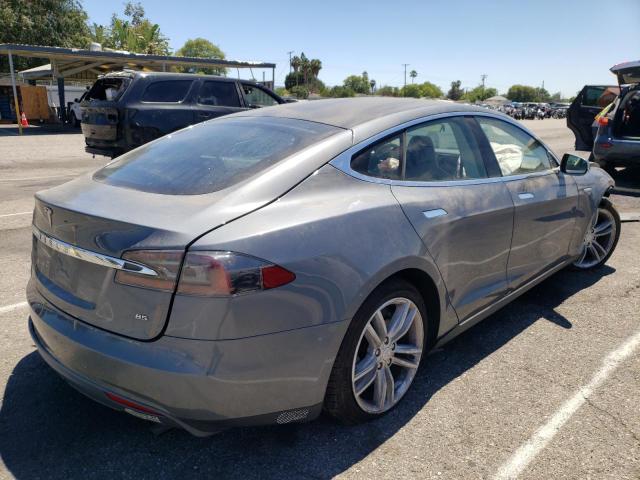 5YJSA1CN1DFP26444 - 2013 TESLA MODEL S Մոխրագույն լուսանկար 4
