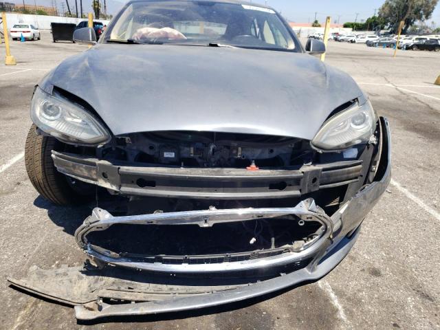 5YJSA1CN1DFP26444 - 2013 TESLA MODEL S Մոխրագույն լուսանկար 9