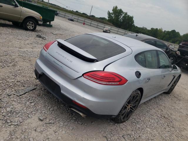 WP0AA2A70GL001120 - 2016 PORSCHE PANAMERA 2 SILVER photo 4