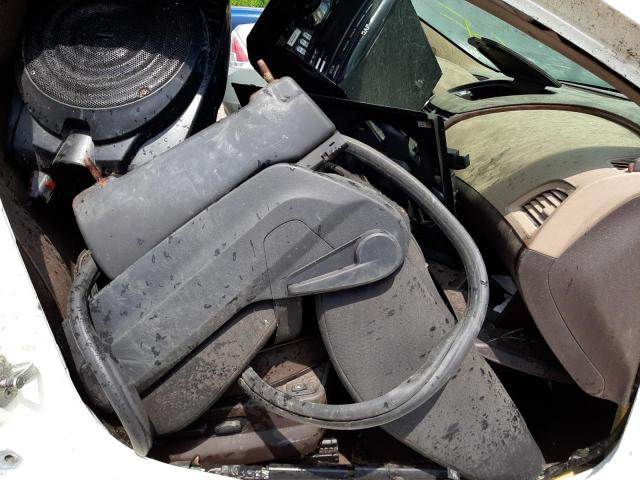 1G1ZE5E74A4157738 - 2010 CHEVROLET MALIBU LTZ თეთრი ფოტო 5