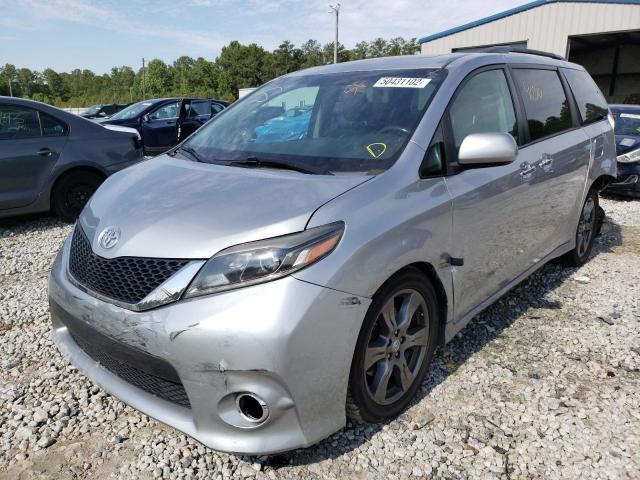 5TDXZ3DC7HS777732 - 2017 TOYOTA SIENNA SE  photo 2