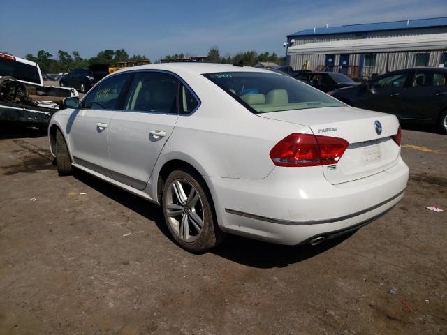 1VWCV7A35FC004713 - 2015 VOLKSWAGEN PASSAT SEL WHITE photo 3