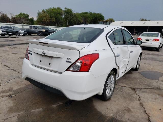 3N1CN7AP2KL800133 - 2019 NISSAN VERSA S WHITE photo 4