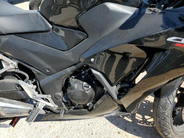 MLHNC5106G5200920 - 2016 HONDA CBR300 R BLACK photo 7