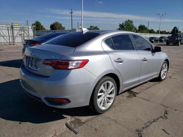 19UDE2F34JA004002 - 2018 ACURA ILX BASE W SILVER photo 4