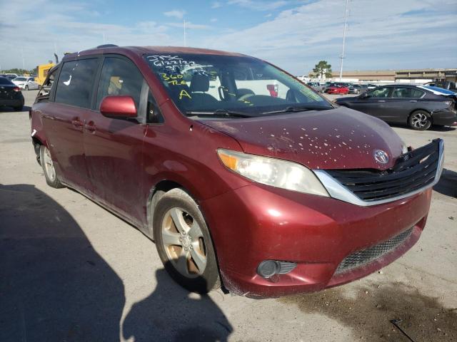 5TDKK3DC4BS151478 - 2011 TOYOTA SIENNA LE RED photo 1