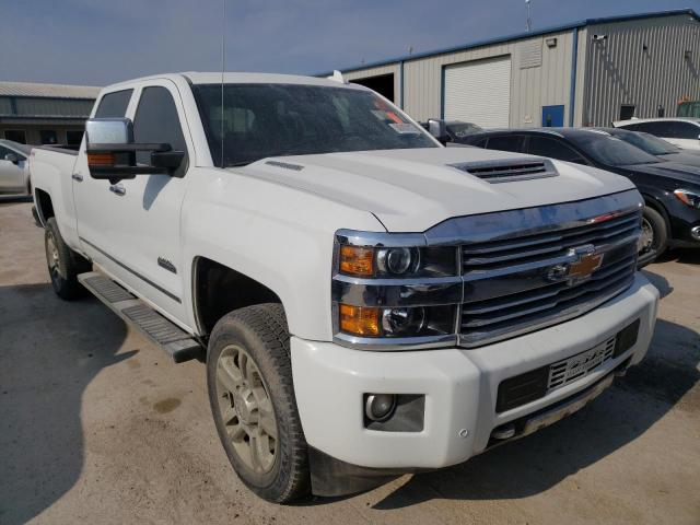 1GC1KXEY6HF160740 - 2017 CHEVROLET SILVERADO WHITE photo 1