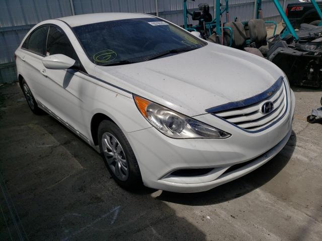 5NPEB4AC7DH639064 - 2013 HYUNDAI SONATA GLS WHITE photo 1