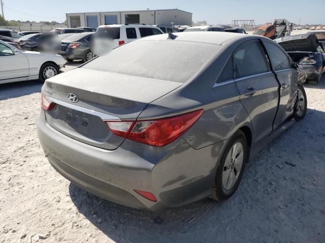 5NPEB4AC9EH820068 - 2014 HYUNDAI SONATA GLS GRAY photo 4