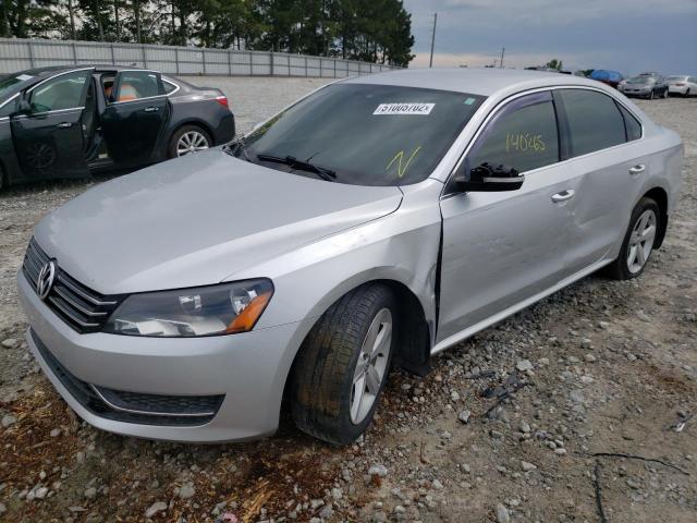 1VWBP7A33EC002530 - 2014 VOLKSWAGEN PASSAT SE SILVER photo 2