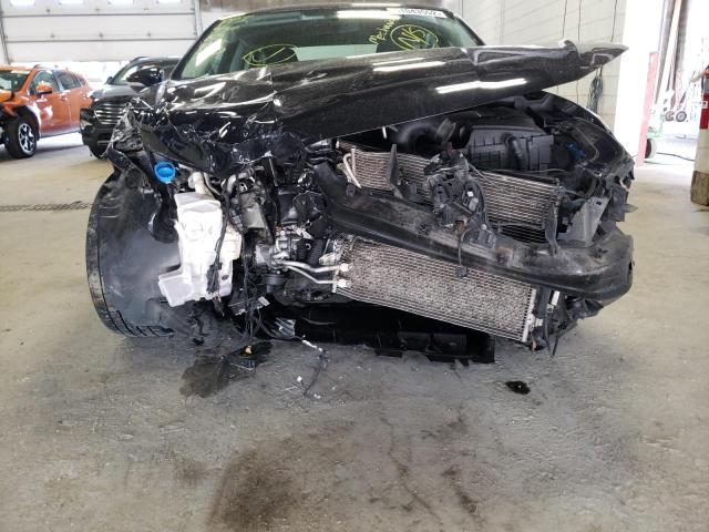 1VWDT7A30HC066856 - 2017 VOLKSWAGEN PASSAT R-L BLACK photo 9