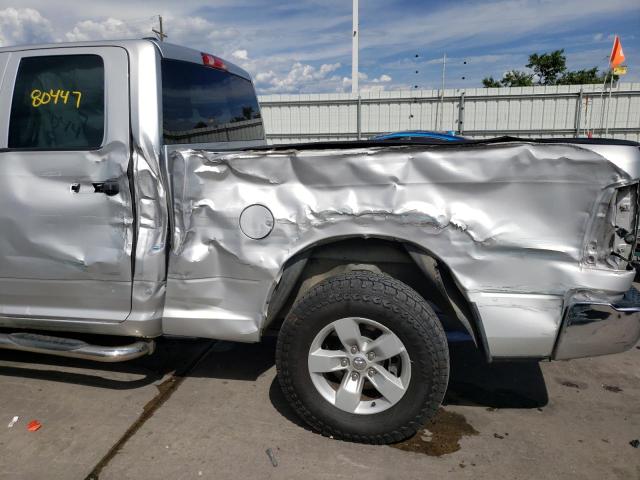 1C6RR7FTXFS756947 - 2015 RAM 1500 SILVER photo 9