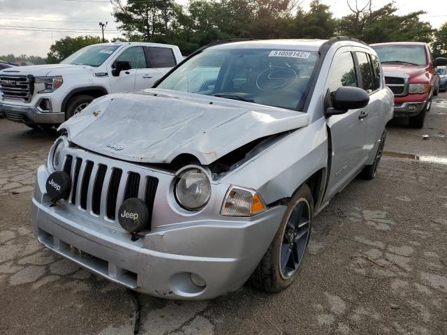 1J8FF47W67D356720 - 2007 JEEP COMPASS SILVER photo 2