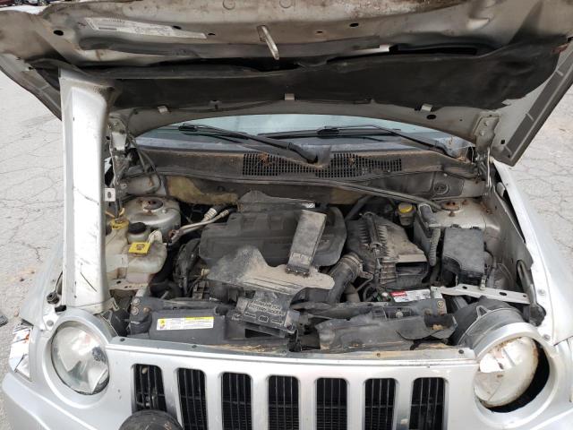 1J8FF47W67D356720 - 2007 JEEP COMPASS SILVER photo 7