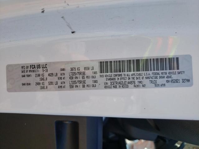 3C6TRVAG3JE144976 - 2018 RAM PROMASTER WHITE photo 10