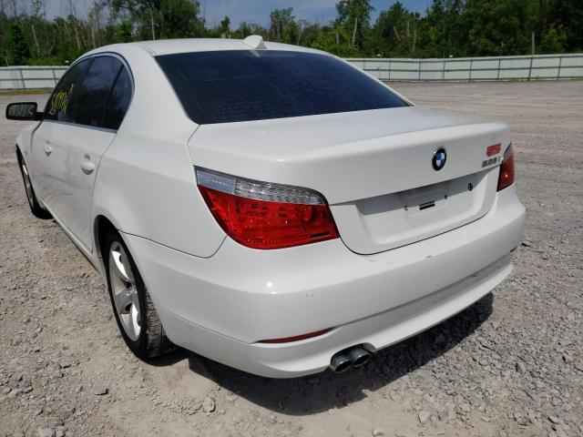 WBANU53508CT15399 - 2008 BMW 528 I WHITE photo 3