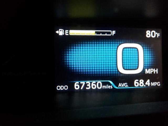 JTDKARFP9H3007134 - 2017 TOYOTA PRIUS PRIM 白色 照片 8