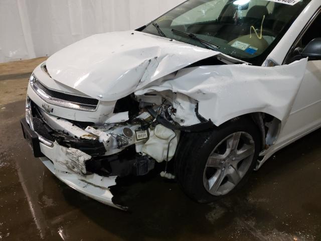 1G1ZA5E08AF313377 - 2010 CHEVROLET MALIBU LS WHITE photo 9